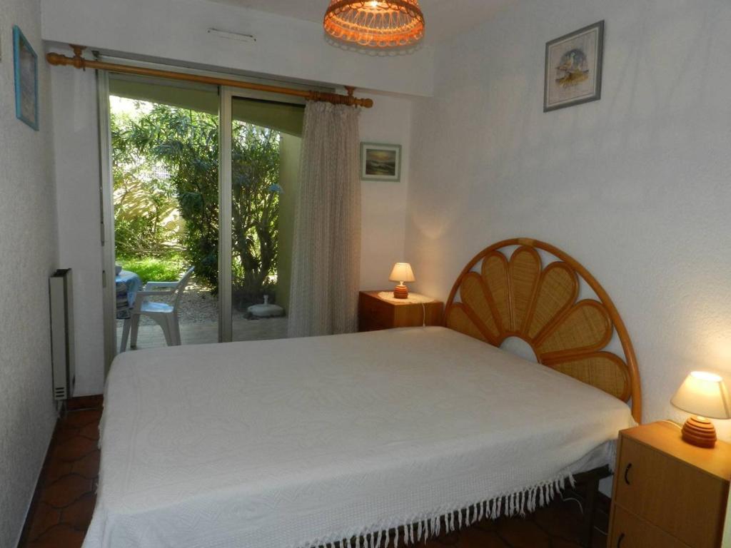 Appartement T2 cabine avec terrasse à Bormes-les-Mimosas - FR-1-251-881 - 4