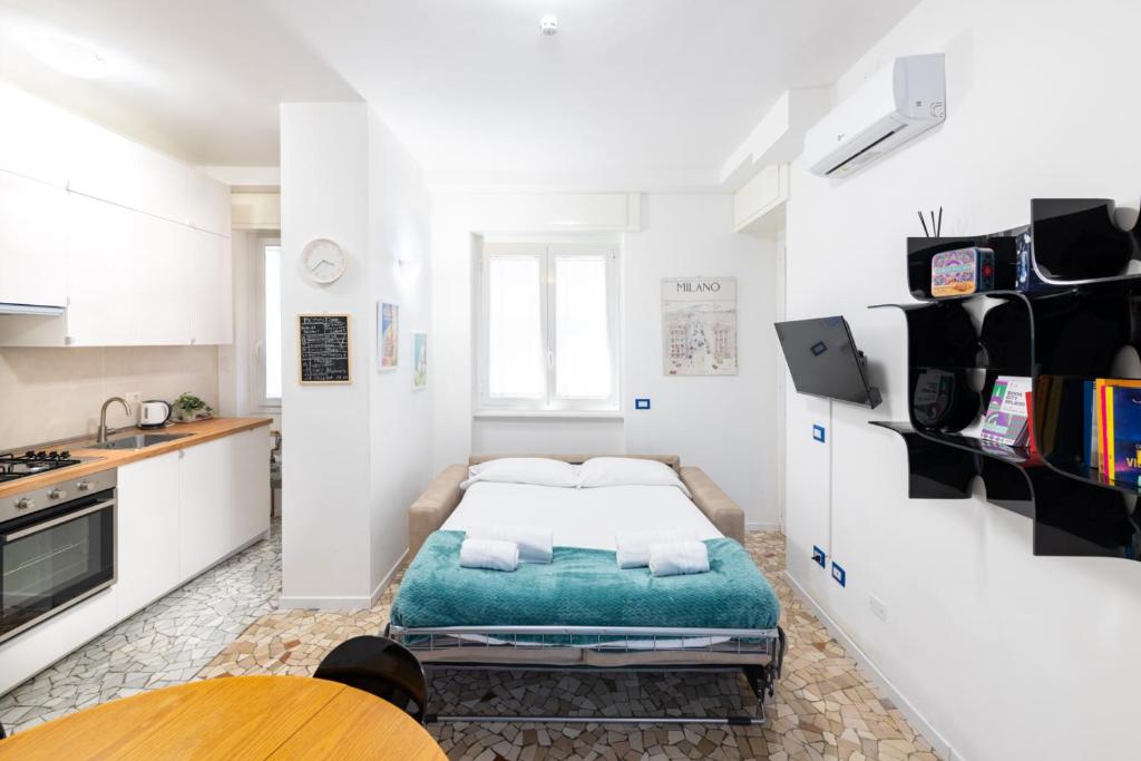 Metro M3 - 10 min Duomo - Cozy Apt W Balcony and AC - 5