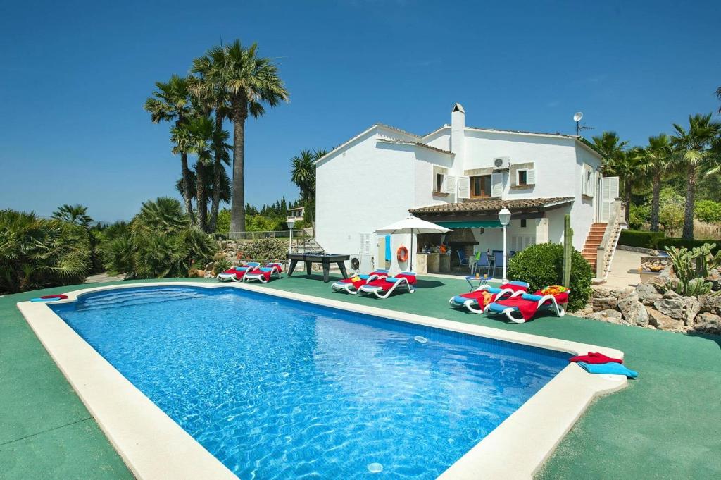 Villa Conxa Bisanyes by Villa Plus - 1