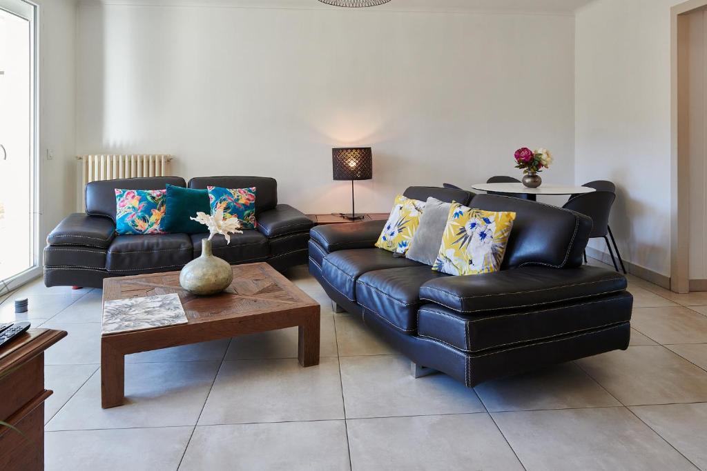 Sète - Coeur de ville et proximité canaux , Appartement plein soleil, Vue St Clair - 2