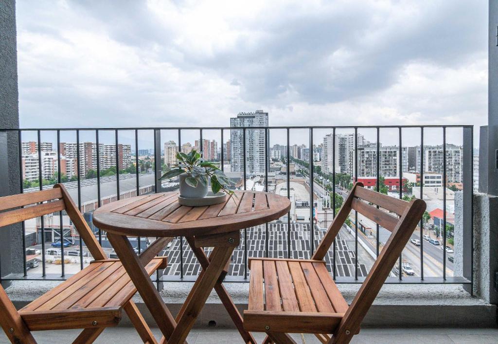 HOM I Terraza Metro Irarrazaval Wifi Nunoa - 2