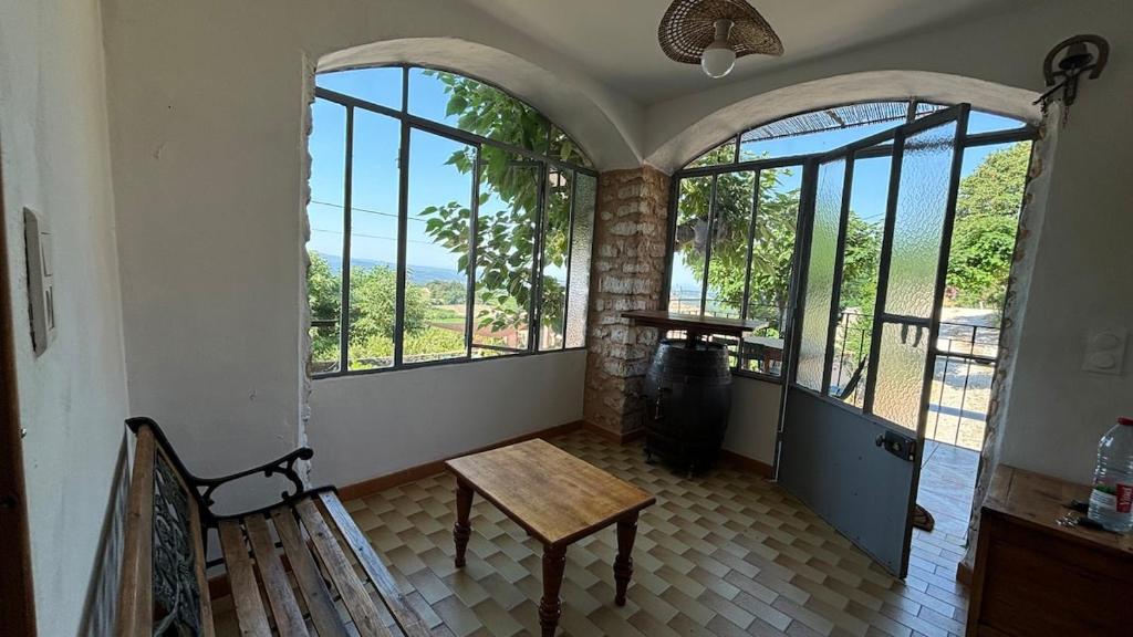 Maison sur la Route du Mont Ventoux - 2