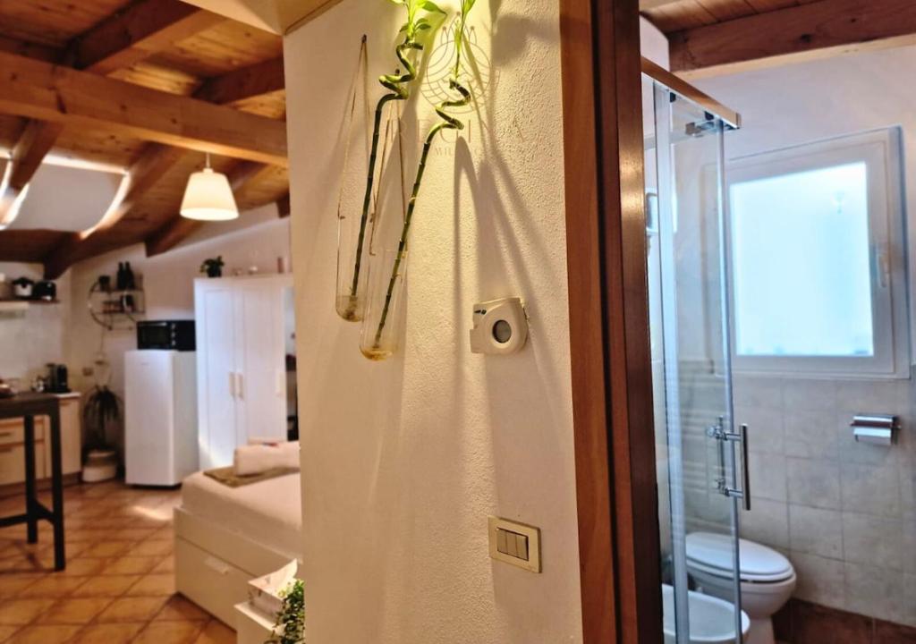 ACasaDiFranci attico con dehor privato, wifi e metro a 4 min da piedi - 4