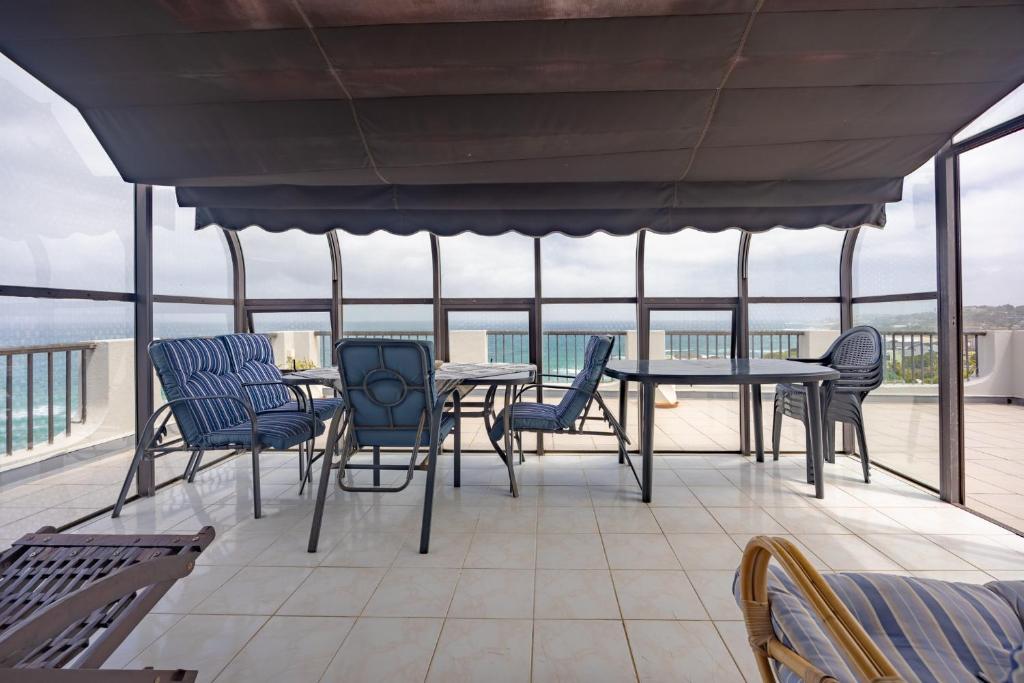 Beachcomber Bay Guesthouse