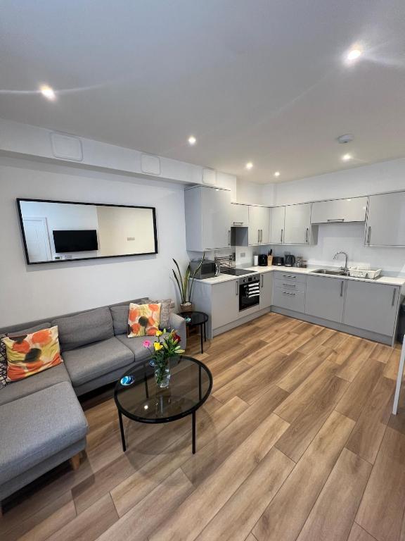 One-bed town-centre apartment - pet-friendly self-catering in Newquay