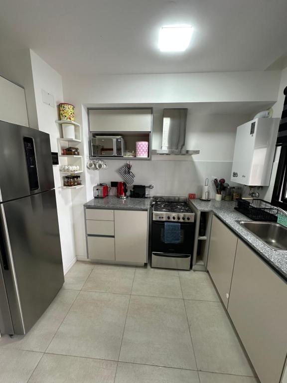 Valmar II Suites Deptartamento con cochera zona Guemes - 4