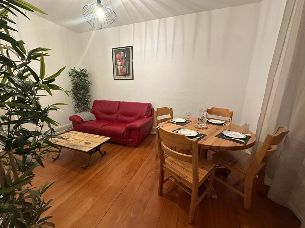 Appartement RDC F3 centre ville - 1
