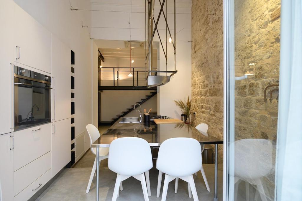 Loft Palazzo D'Amelj nel centro storico di Bari - 3