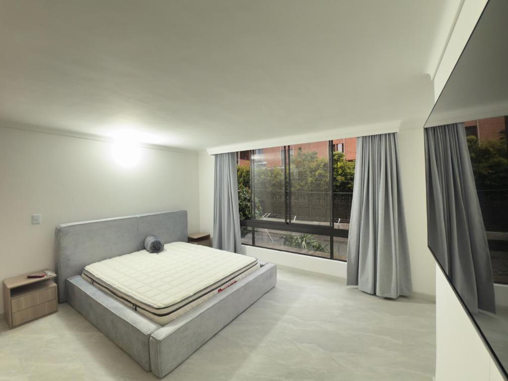 3br 240 M Ac Pool El Tesoro - 4