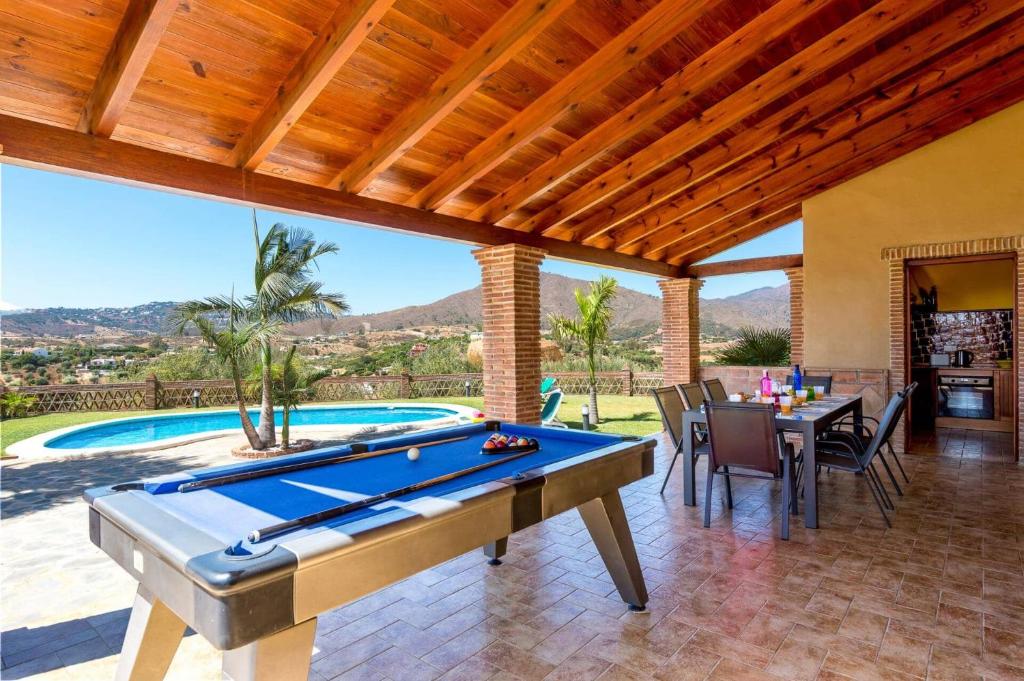 Villa Alma by Villa Plus - 3