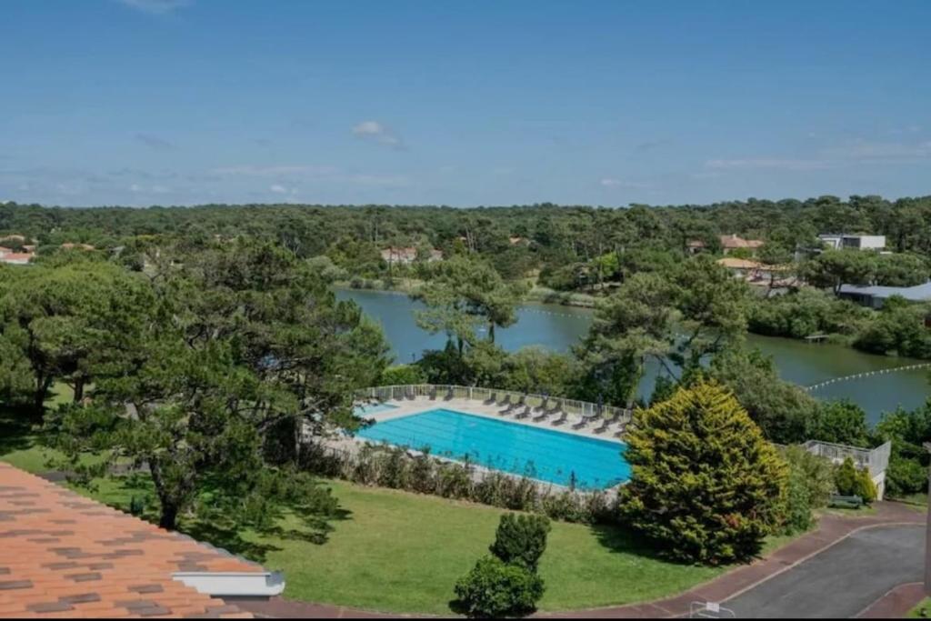 Sea & Golf, Pool and Zen Apartment in Chiberta - 1
