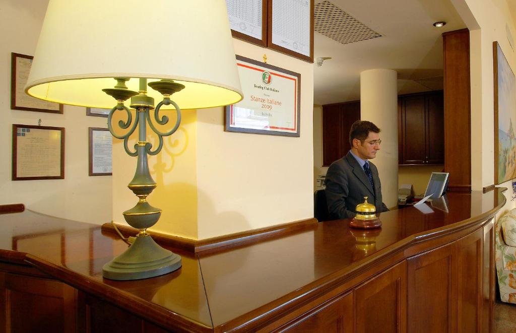 Isabella — Hotel building in Taormina, Sicily