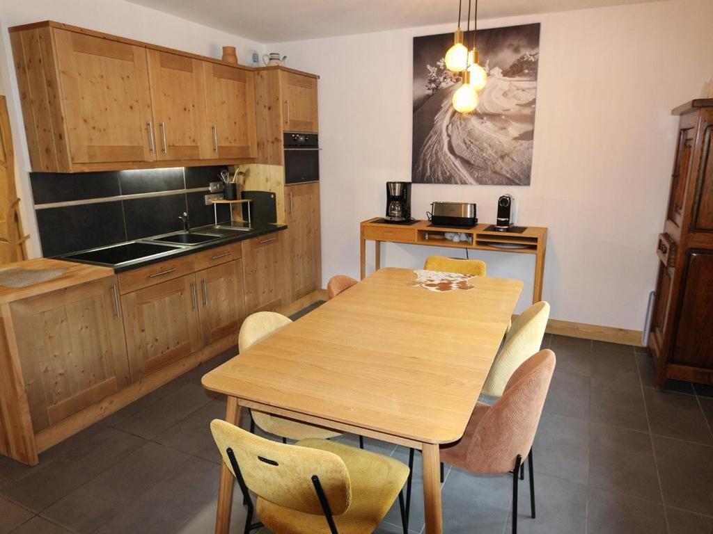 Appartement standing 2 chambres, centre Arâches, 5 pers, parking, wifi - FR-1-836-8 - 2