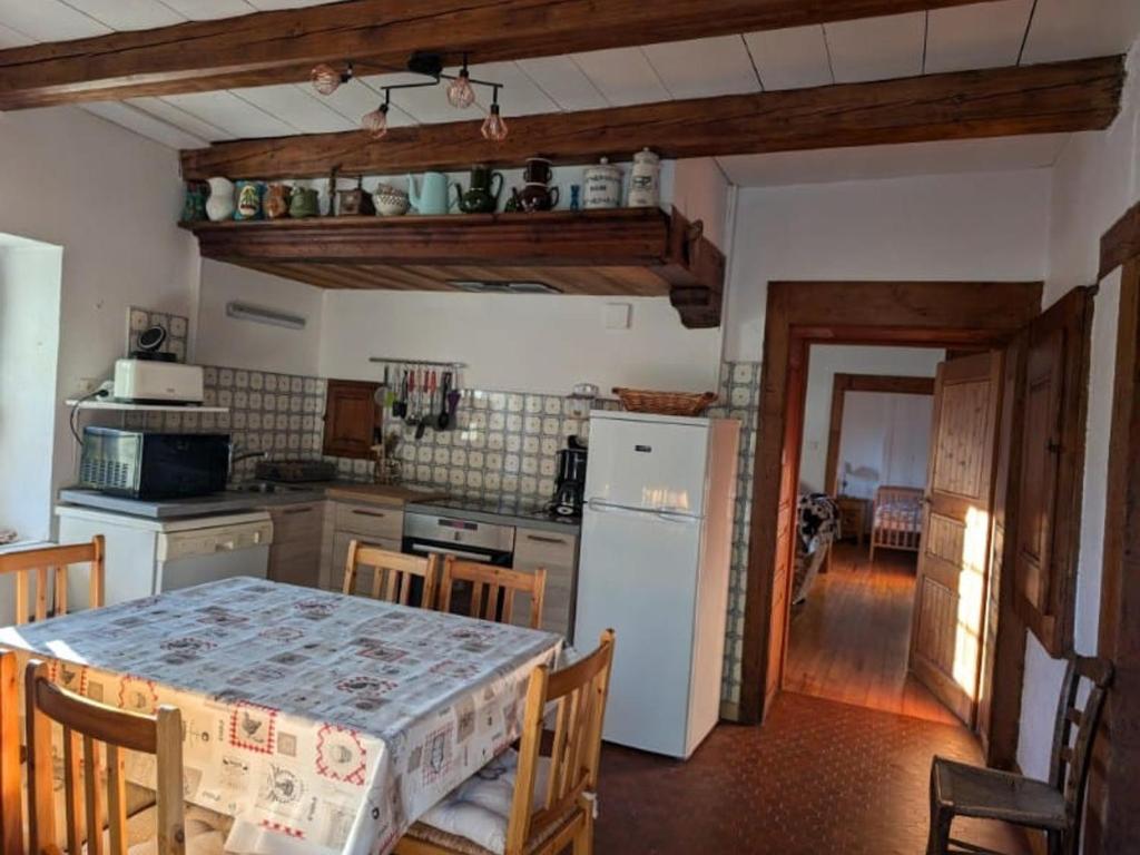 Appartement de charme 3 chambres avec jardin - Animaux admis, Parking - 6 personnes - FR-1-836-47 - 1