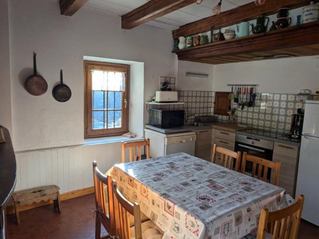 Appartement de charme 3 chambres avec jardin - Animaux admis, Parking - 6 personnes - FR-1-836-47 - 5