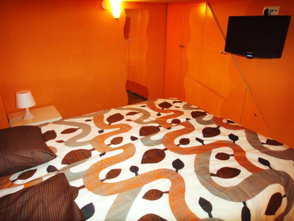 Orange Suite Studio photo