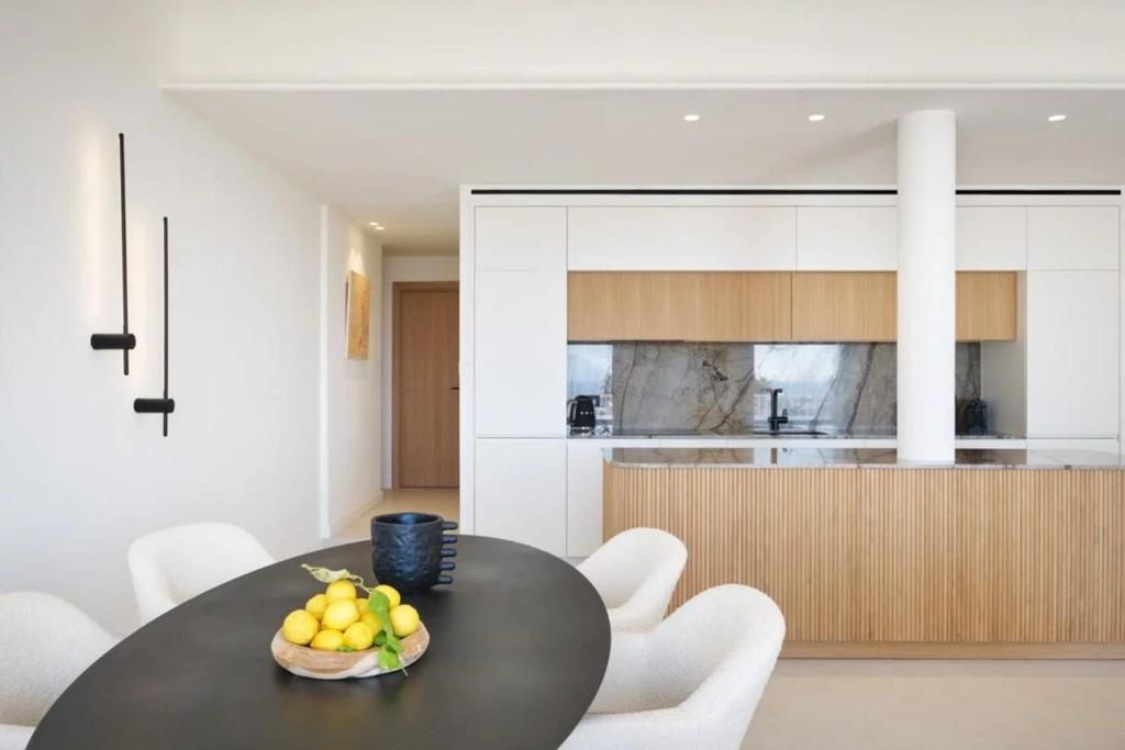 REF 2028 Croisette - Superbe appartement avec vue panoramique sur la mer - 5