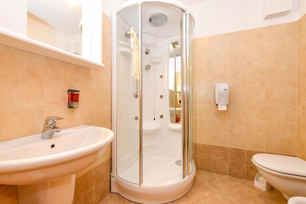 Hotel Bleis - 4