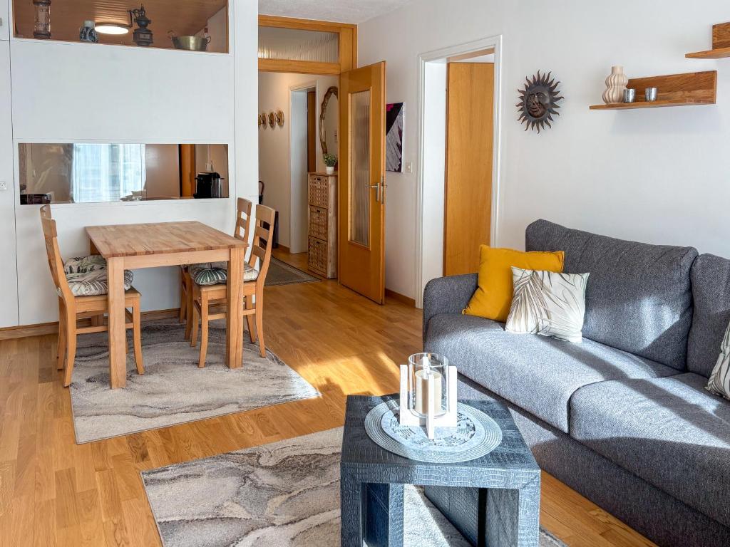 Große Wohnung mitten in St. Moritz am See - 4