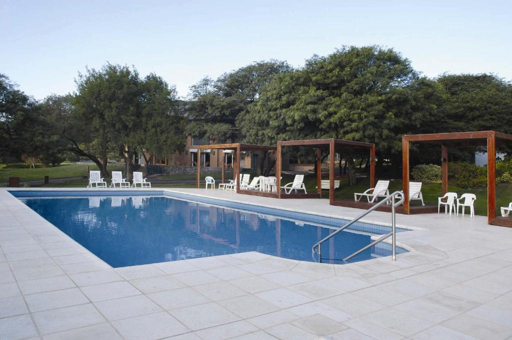 Altos de Belgrano Hotel Cabanas Golf y Spa photo