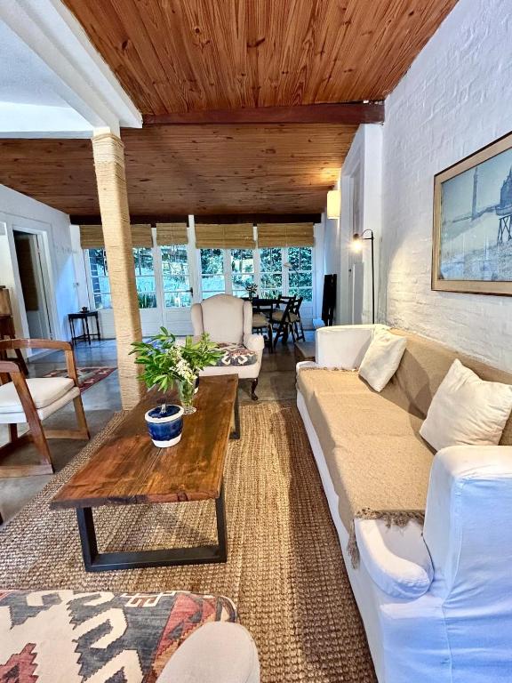 Casa entera, 3 dormitorios, diseño y jardín con parrillero - 5