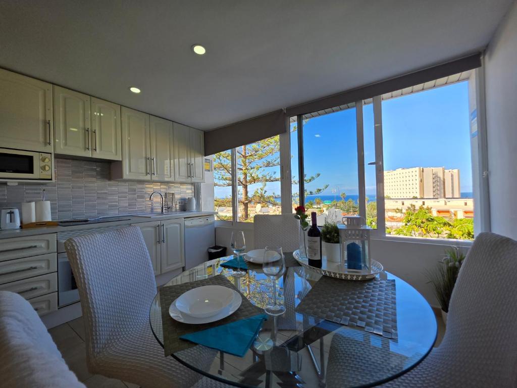 Apartment Jacaranda 2 by sea and beach, pool, very central, dishwasher, Wifi, fantastic seaview - 3