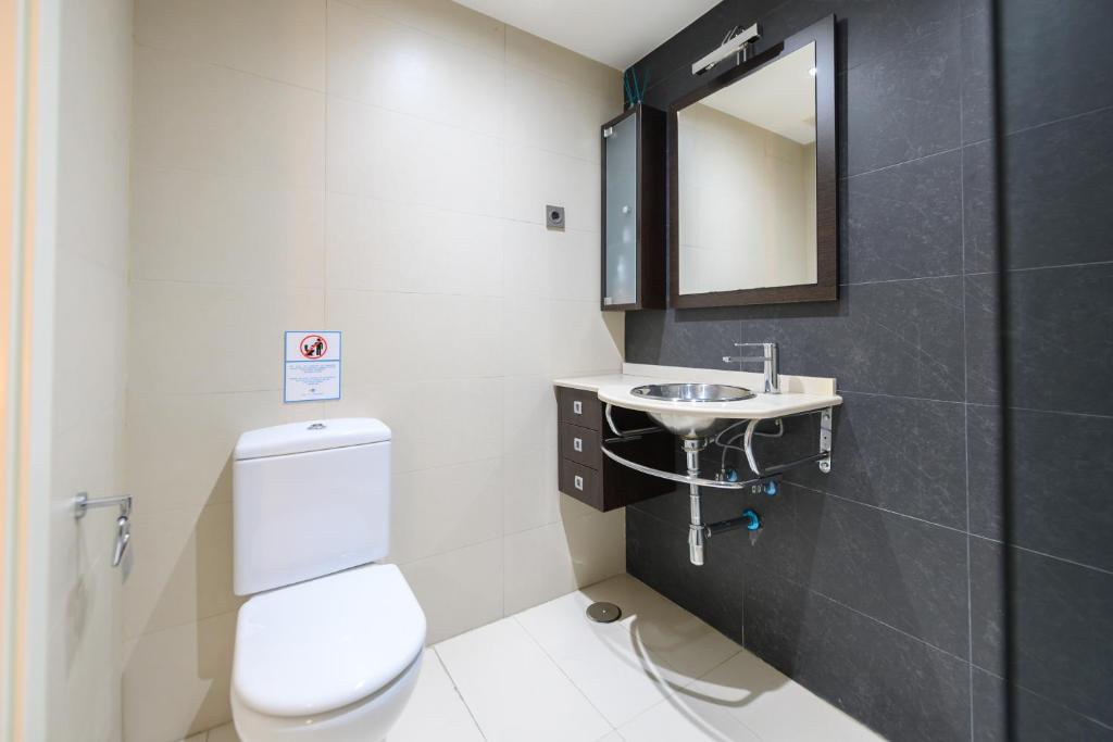Acogedor Dúplex con Cocina Abierta y Suite Privada en Madrid LDM11034 - 5