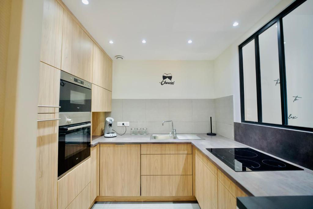 Modern & Hypercentre, Private Balcony - 4