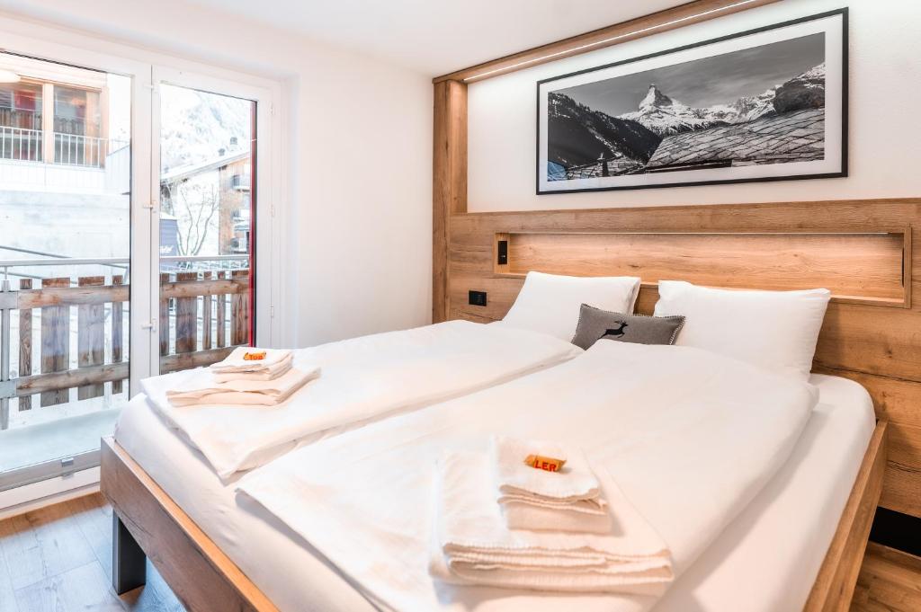 Studio Enzian - Matterhorn Sicht bei der Bergbahn Inspiringplaceszermatt - 4