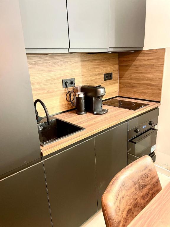 Madrid Rio 8 People 3 Bedrooms 3 Bathrooms 2 Patios Parking - 5