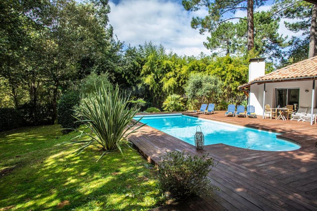 Demeure d'exception sur le Golf De Biscarrosse avec piscine chauffée - 3