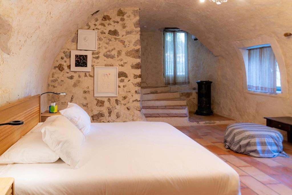 Maison XVII - Authenticité et luxe contemporain - 4