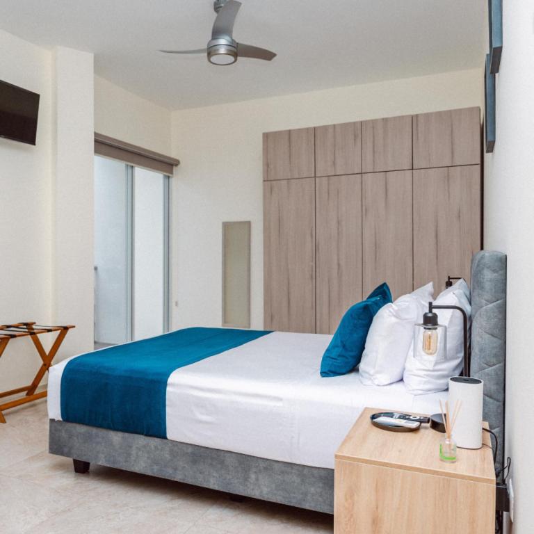 Casa Orilla Lodge - 1