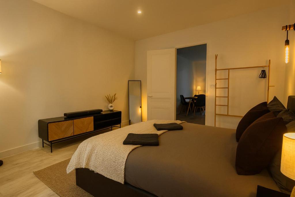 Cinéma & Jacuzzi aux Étoiles - CasaBianca Suite - 2