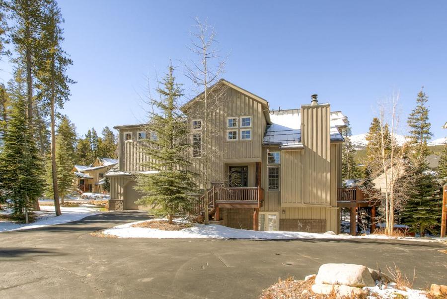 White Wolf Mountain Air Townhome Elegant Retreat 전경
