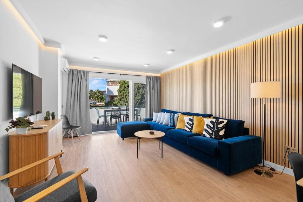 Large and centrally located apartment in Puebla Lucia - 1