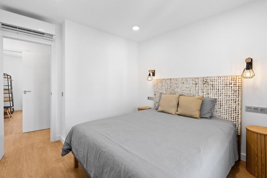 Large and centrally located apartment in Puebla Lucia - 3