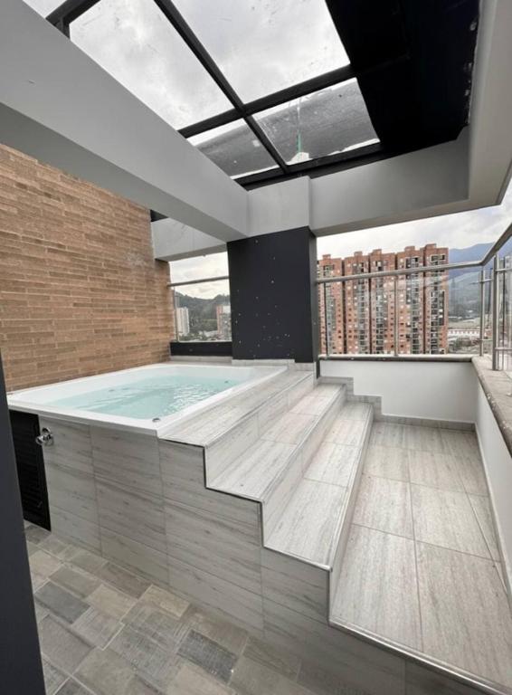 Apartamento de Lujo con Excelente Ubicación - 5