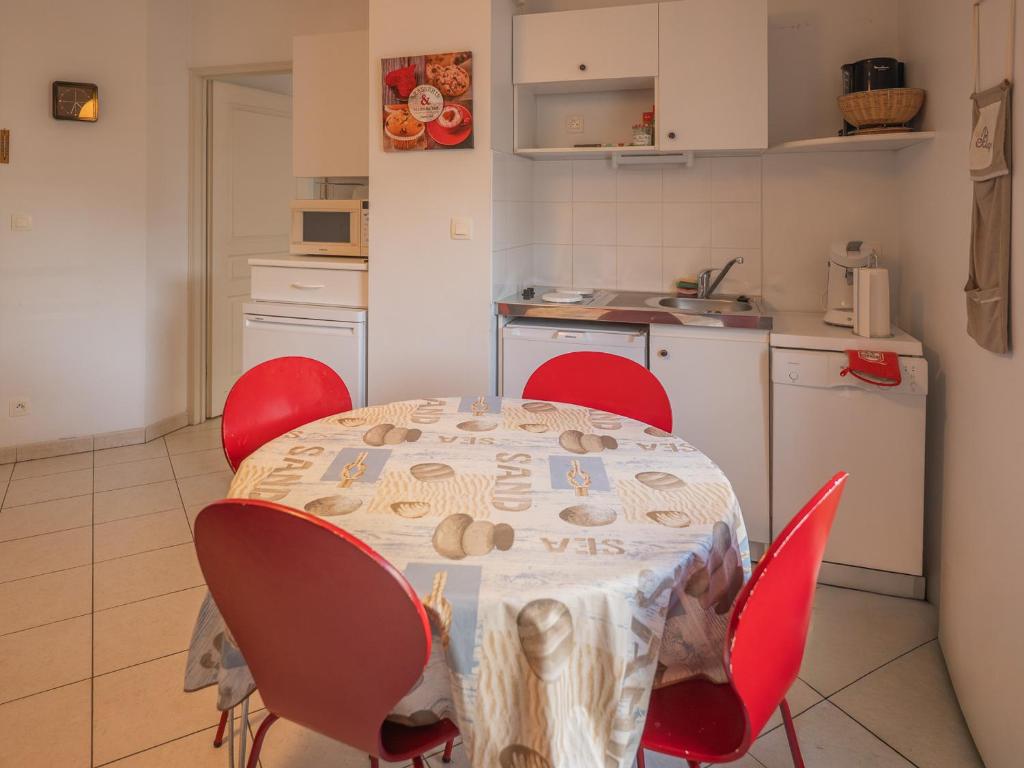 Appartement 2 pièces à 1km de la plage, proche du centre et des commerces - FR-1-197-218 - 4