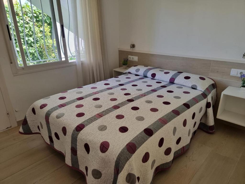 Apartamento de 1 habitación con terraza, cerca de la playa - HISP-236-39 - 3
