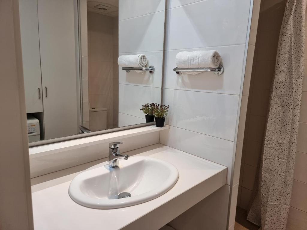 Apartamento de 1 habitación con terraza, cerca de la playa - HISP-236-39 - 4