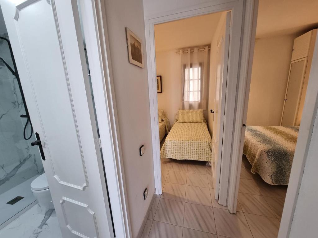 Apartamento acogedor con terraza, céntrico, cerca de la playa - HISP-236-64 - 5
