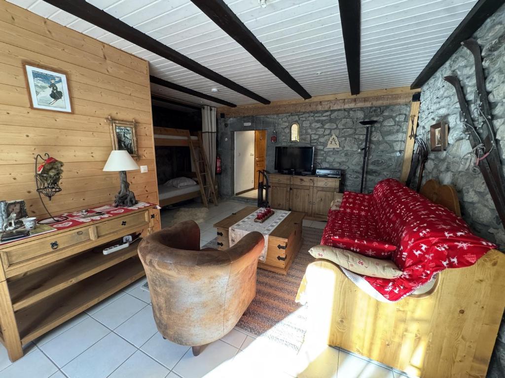 Appartement de charme dans chalet rénové - Animaux et parking - FR-1-836-54 - 3
