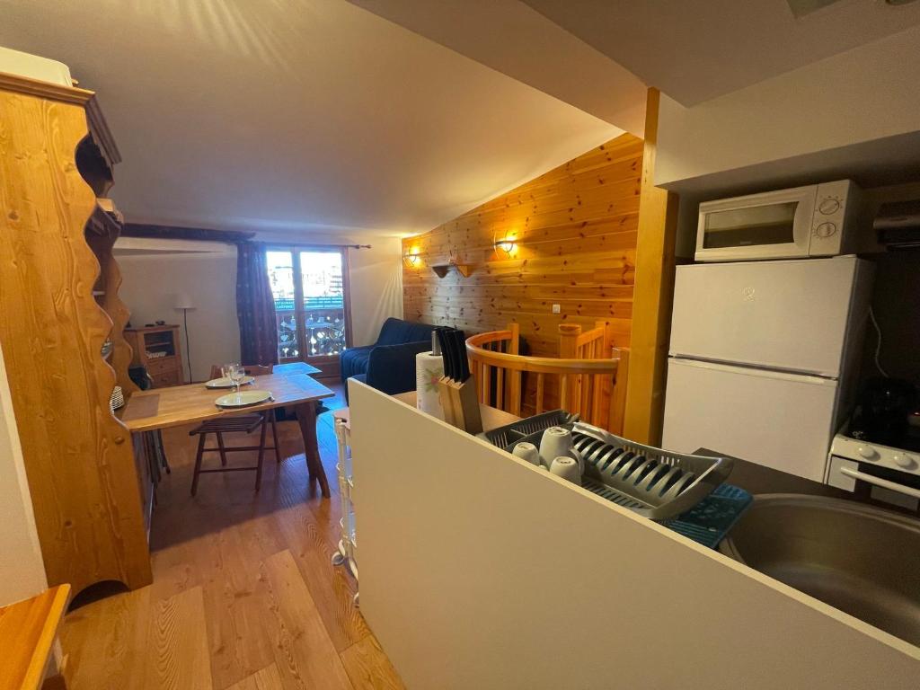 Appartement cosy à Pra-Loup 1600, 50m des pistes, 6 pers, balcon - FR-1-165A-209 - 2