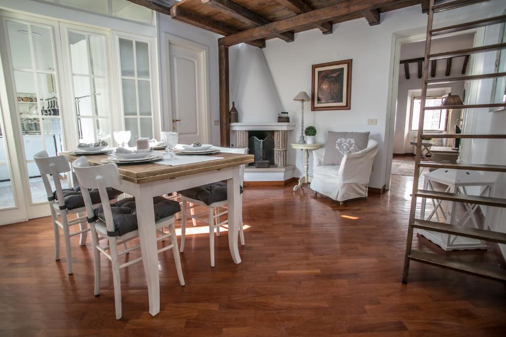 Magenta Collection Cappellari 41 — Hotel in Rome