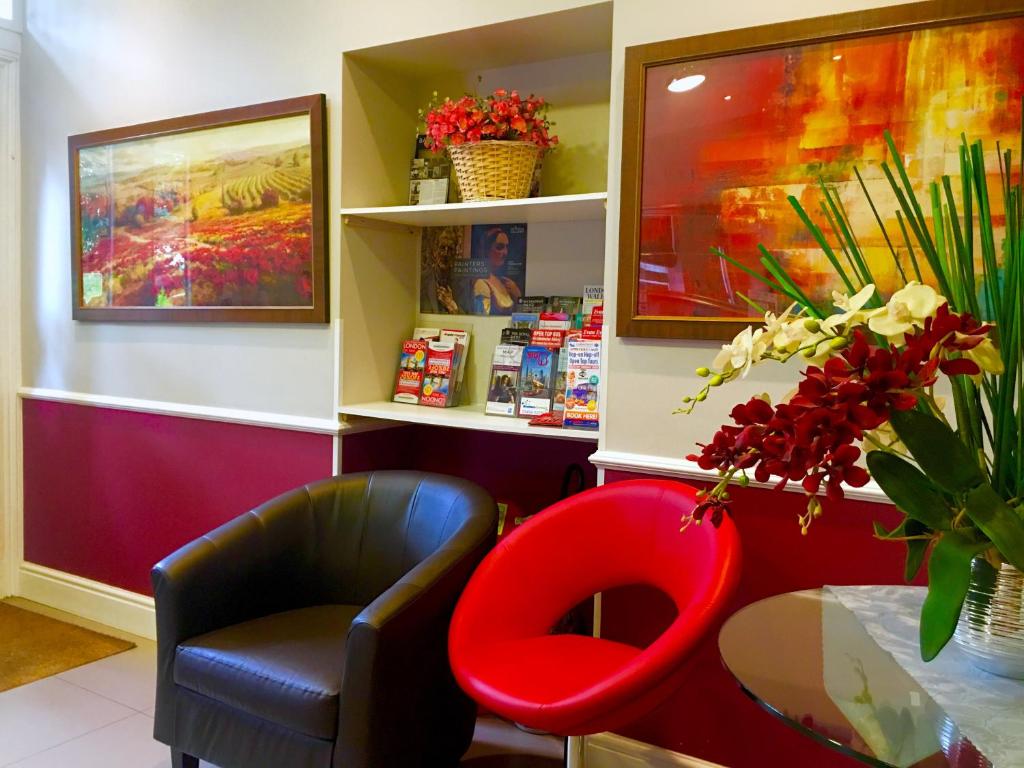 เดอะ รอยัล แคมบริดจ์ (The Royal Cambridge)