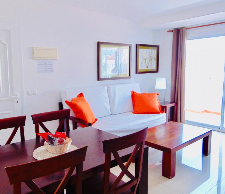 Casita Playa Castillo 3A - 1