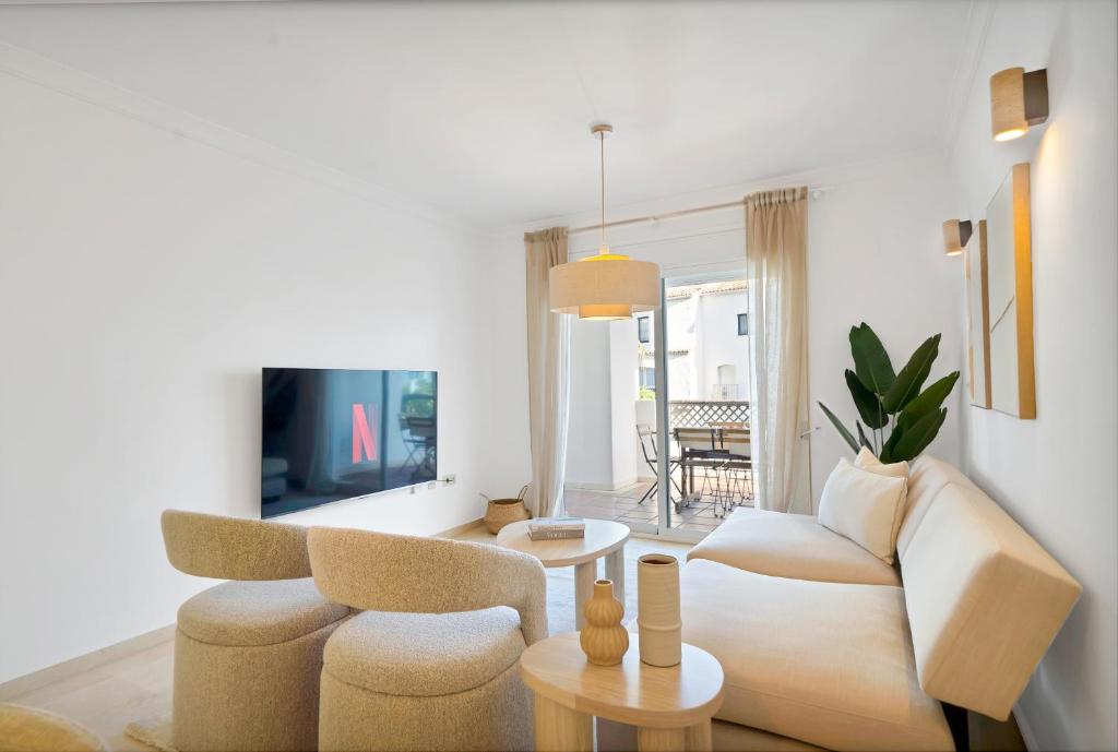 Banús Luxury Apartment - Prime Location and Free Parking - 3