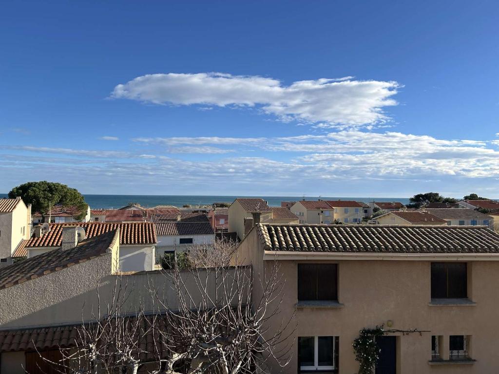SP050-B12 Appartement 2 pièces mezzanine - 5 couchages SAINT PIERRE LA MER - 2