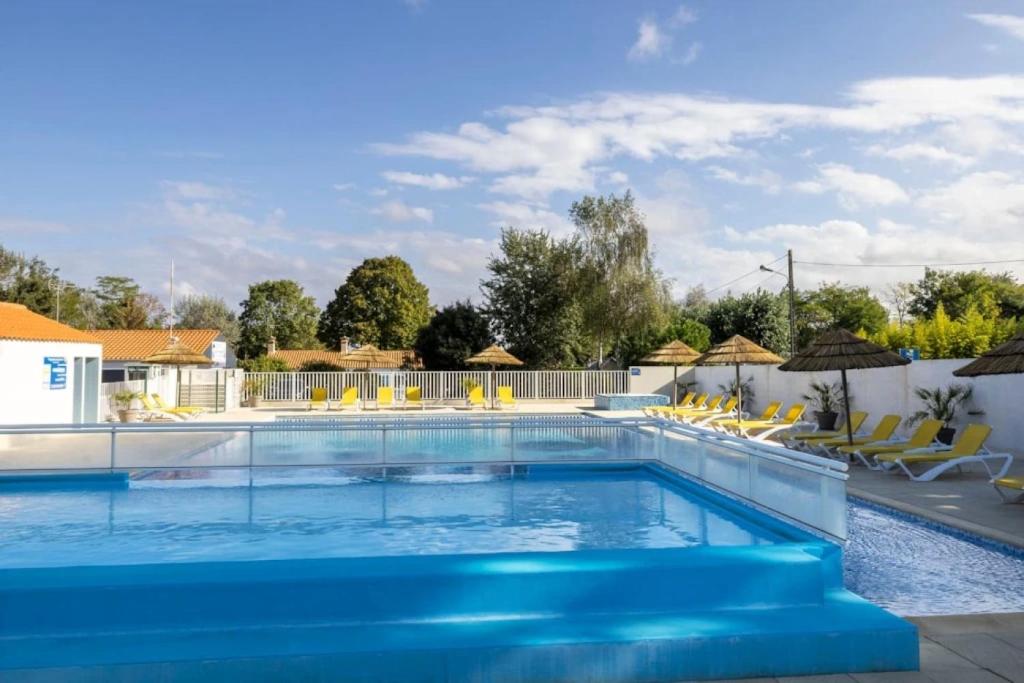 ZEcamping 4 jacuzzi piscine chauffée à 1km de la plage pet friendly - 2